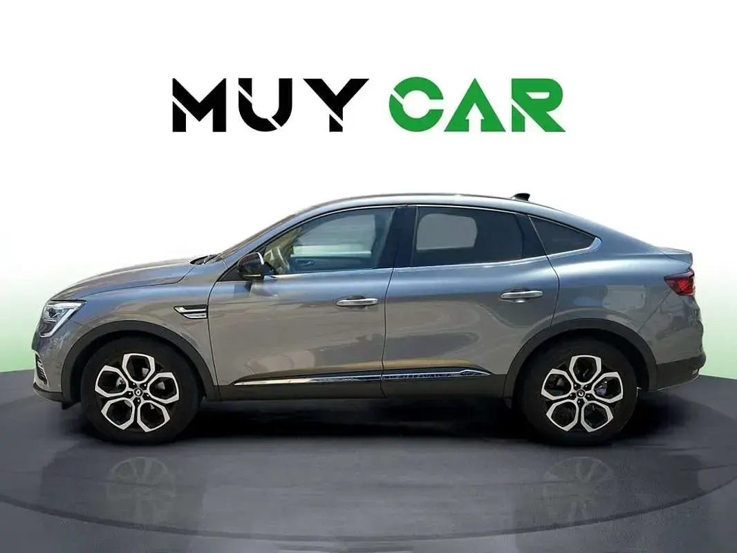 Usado Renault Arkana Zen 140 CV (102 kW) 2021 Gris SUV