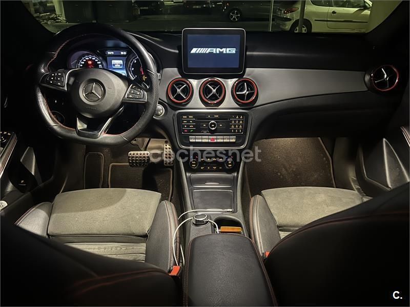 Usado Mercedes GLA200 136 CV (100 kW) 2018 Rojo SUV