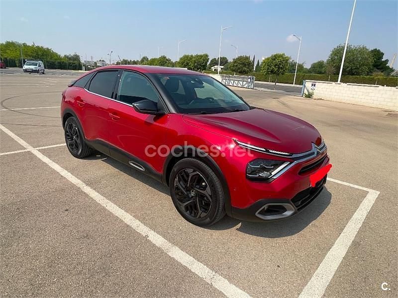 Rojo Usado 2021 Citroën C4 PureTech Berlina | 17.000 € (Buen precio) - Imagen 1/4