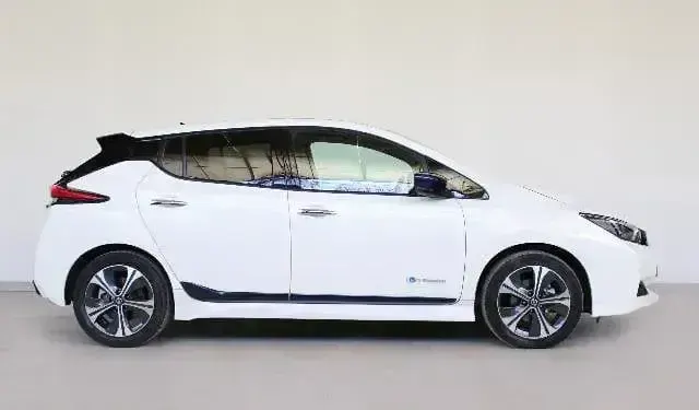 Usado Nissan Leaf N-Connecta 160 kW (218 CV) 2021 Blanco Utilitario
