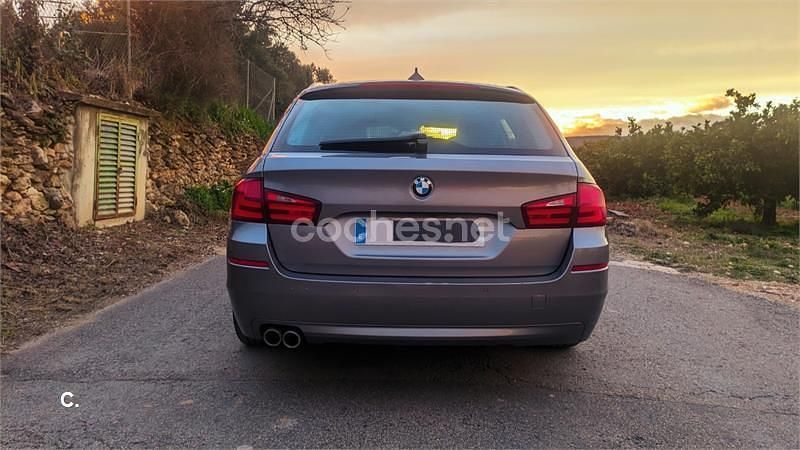 Usado BMW 525 Comfort Edition 218 CV (160 kW) 2013 Gris / plata Familiar