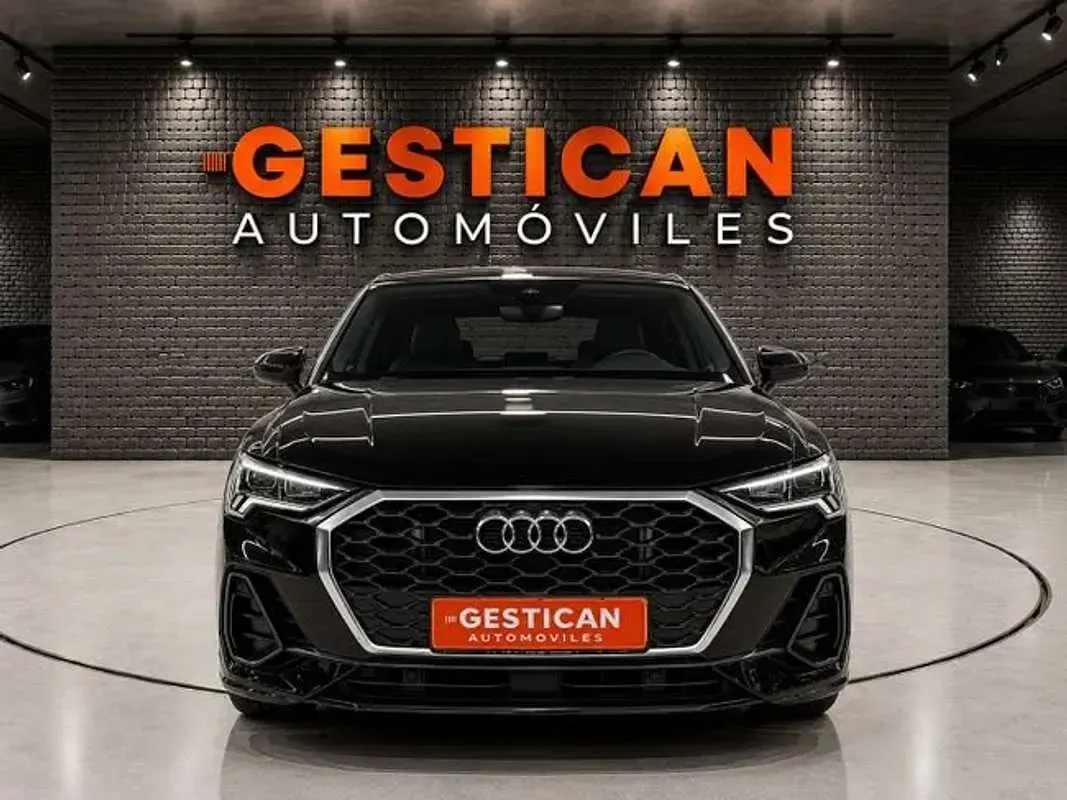 Usado Audi Q3 Advanced 245 CV (180 kW) 2022 Negro SUV