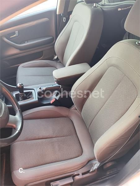 Usado Seat Exeo Reference 120 CV (88 kW) 2011 Blanco Berlina