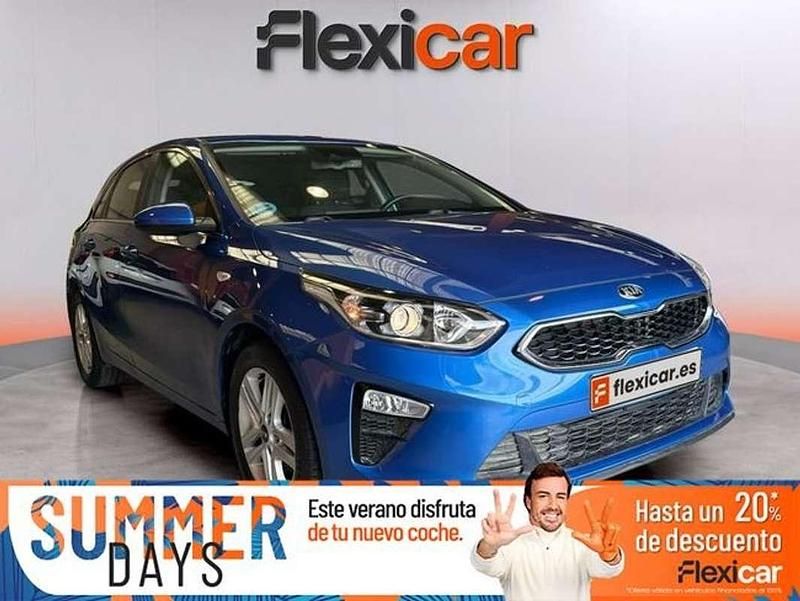 Azul Usado 2021 Kia Ceed 2 Berlina | 13.790 € (Buen precio) - Imagen 1/4