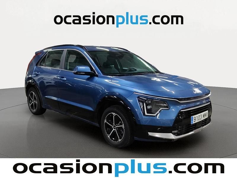 Usado Kia Niro 141 HP (103 kW) 2024 Azul SUV