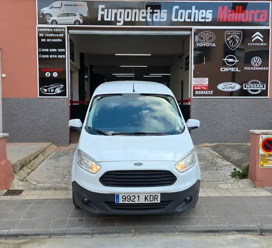 Käytetty Ford Transit Trend 76 HP (55 kW) 2017 Valkoinen Farmari