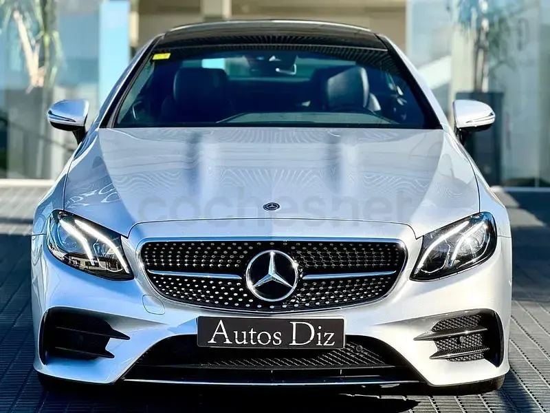 Usado Mercedes E220 194 CV (142 kW) 2018 Gris / plata Coupe