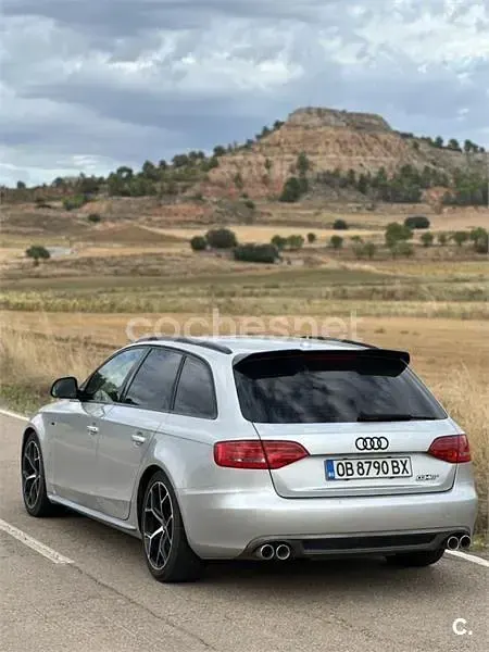Usado Audi A4 240 CV (176 kW) 2009 Gris / plata Familiar