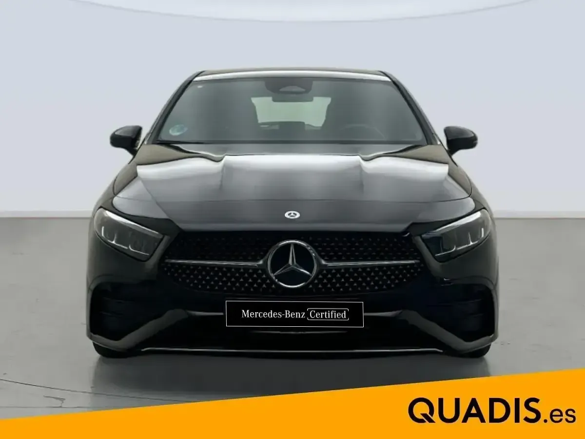 Usado Mercedes A180 136 CV (100 kW) 2025 Negro