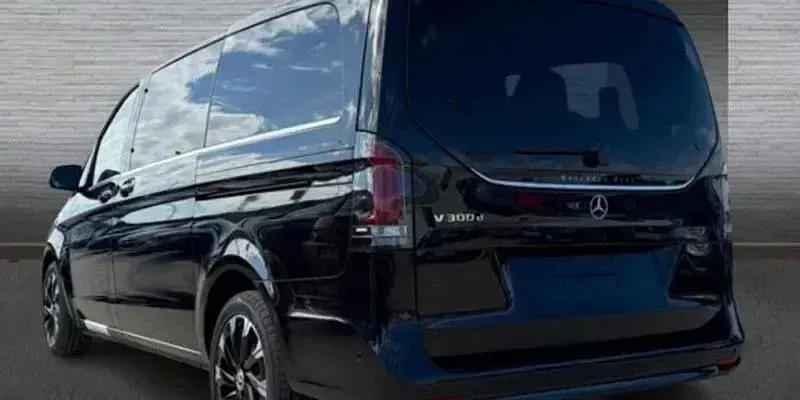 Nieuw Mercedes V300 Avantgarde 237 PK (174 kW) 2026 Zwart MPV