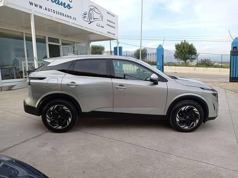 Usado Nissan Qashqai N-Connecta 158 CV (116 kW) 2025 Gris SUV
