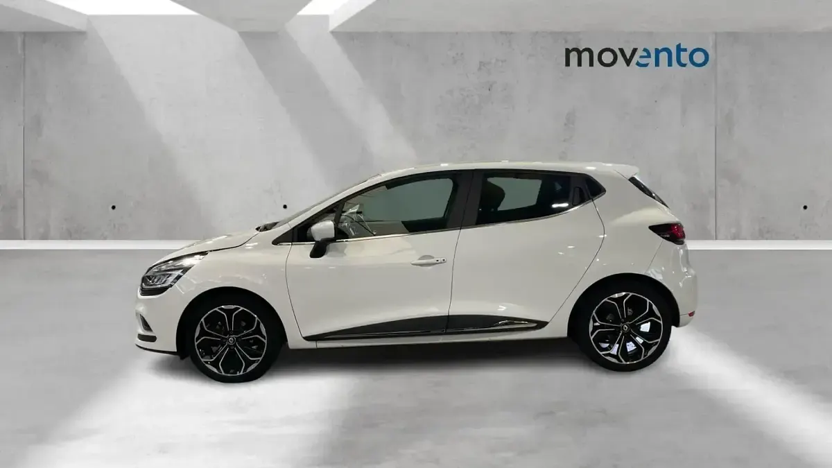 Usado Renault Clio Zen 90 CV (66 kW) 2019 Blanco