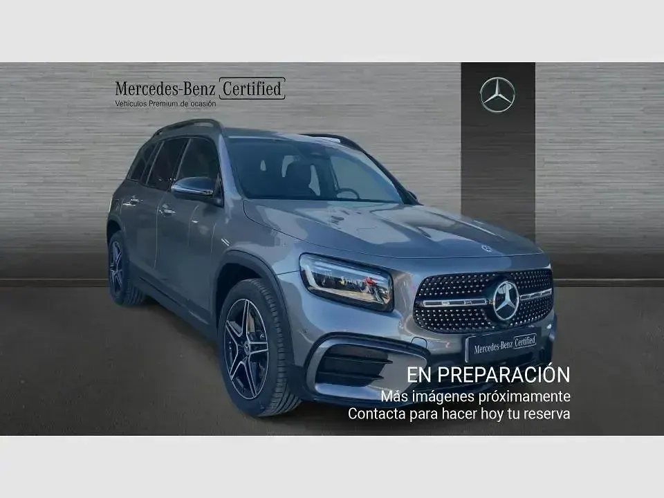 Nuevo Mercedes GLB200 150 CV (110 kW) 2025 Gris / plata SUV