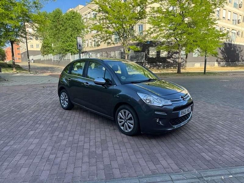 Usado Citroën C3 Attraction 68 HP (50 kW) 2014 Cinzento Citadino