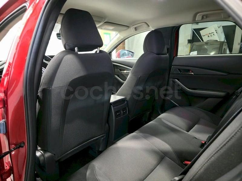 Usado Mazda CX-30 122 HP (89 kW) 2022 Vermelho SUV
