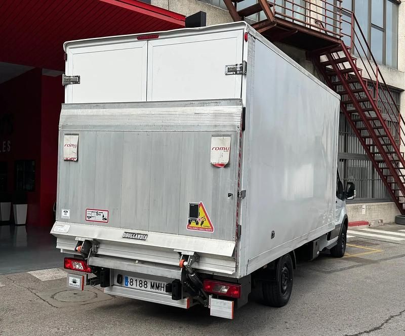 Usado Ford Transit Trend 165 HP (121 kW) 2024 Branco