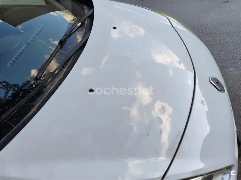 Usado Renault Clio II Authentique 86 CV (63 kW) 2010 Blanco Berlina