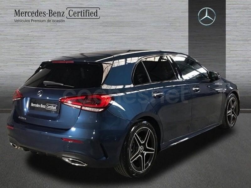 Usado Mercedes A200 AMG line 150 CV (110 kW) 2025 Azul espectra Berlina