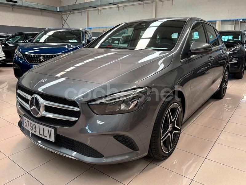 Gris / plata Usado 2021 Mercedes B200 Monovolumen | 24.950 € (Precio justo) - Imagen 1/4