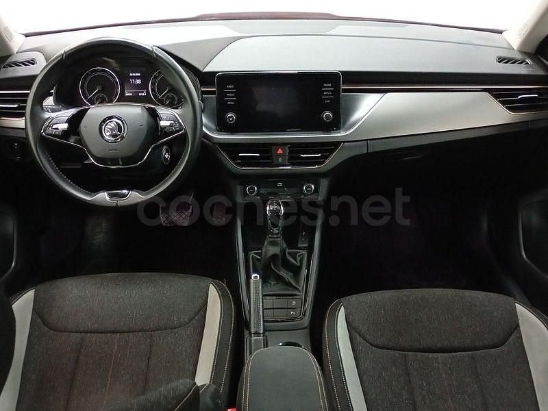 Usado Skoda Kamiq Style 150 CV (110 kW) 2022 Rojo SUV