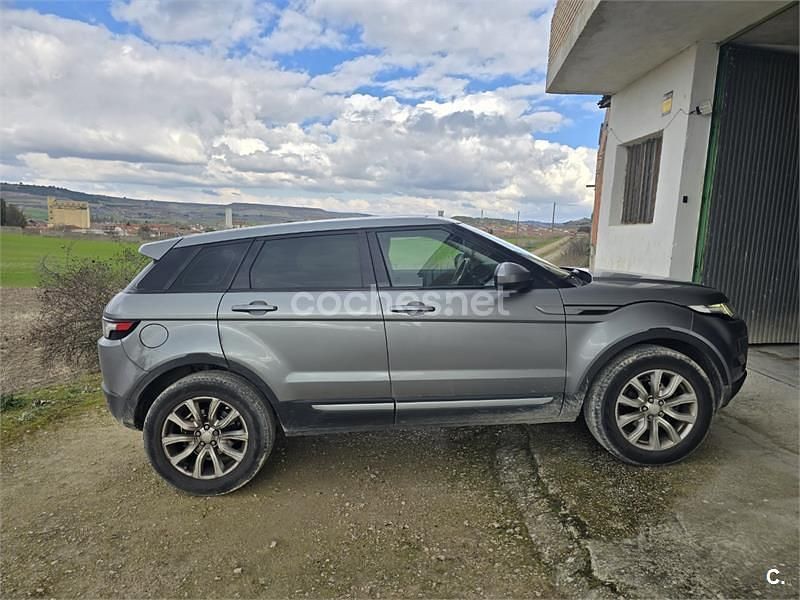 Usado Land Rover Range Rover evoque Pure 150 CV (110 kW) 2014 Gris / plata SUV