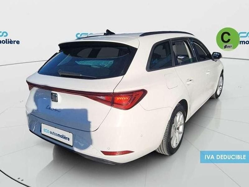 Usado Seat Leon Style 116 CV (85 kW) 2022 Blanco Utilitario
