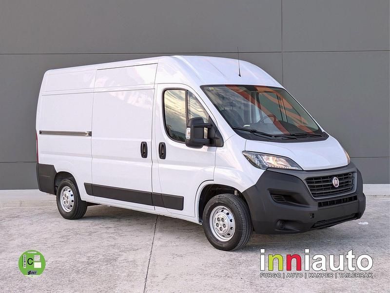 Usado Fiat Ducato 140 CV (102 kW) 2021 Blanco Van