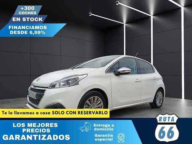 Blanco Usado 2018 Peugeot 208 Allure Utilitario | 10.990 € (Precio justo) - Imagen 1/4