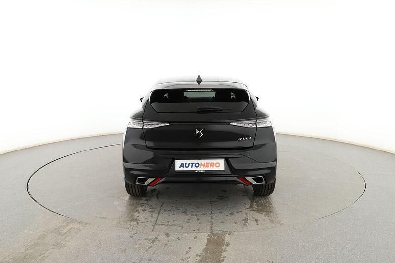 Usado DS Automobiles DS4 Performance 131 CV (96 kW) 2022 Negro SUV