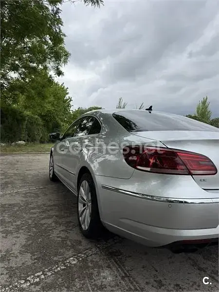 Usado VW CC 160 CV (117 kW) 2014 Gris / plata Berlina