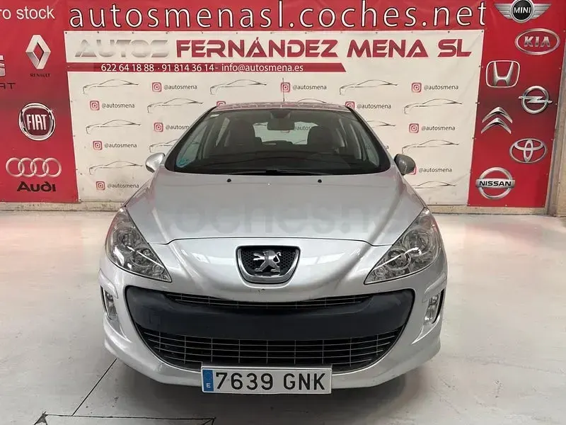 Usado Peugeot 308 Sport 120 CV (88 kW) 2009 Gris / plata Berlina