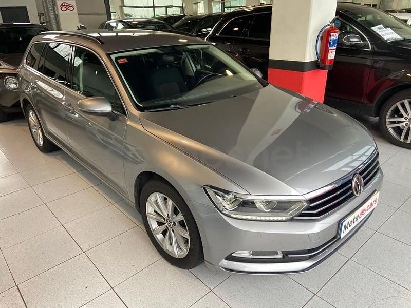 Usado VW Passat Executive 150 CV (110 kW) 2019 Gris Familiar