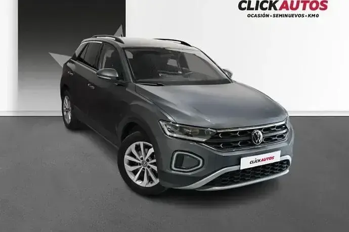 Usado VW T-Roc Life 151 CV (111 kW) 2024 Gris SUV