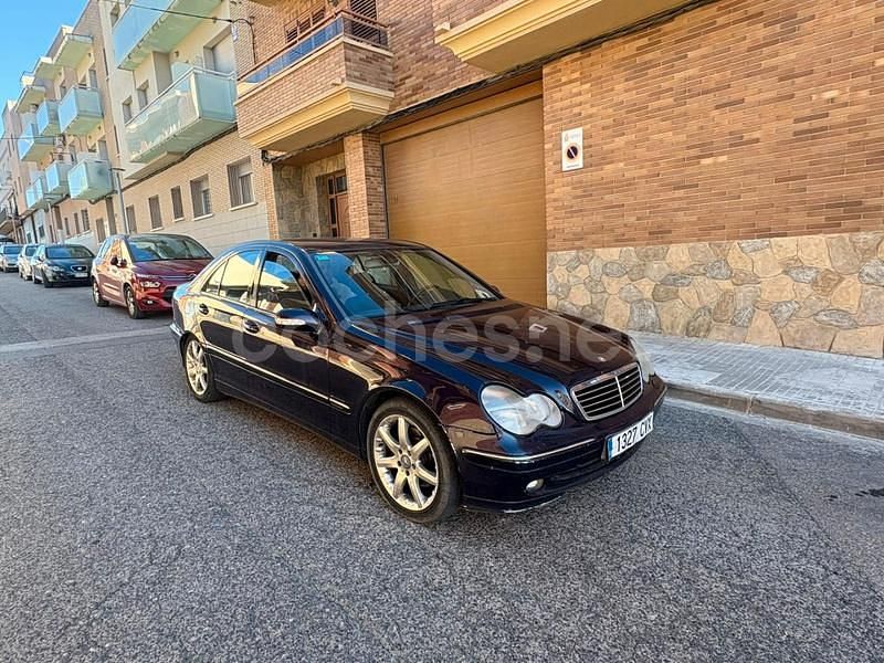 Azul Usado 2004 Mercedes C270 Elegance Berlina | 2990 € - Imagen 1/4
