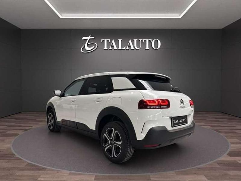 Usado Citroën C4 Cactus PureTech 110 CV (80 kW) 2020 Blanco Utilitario