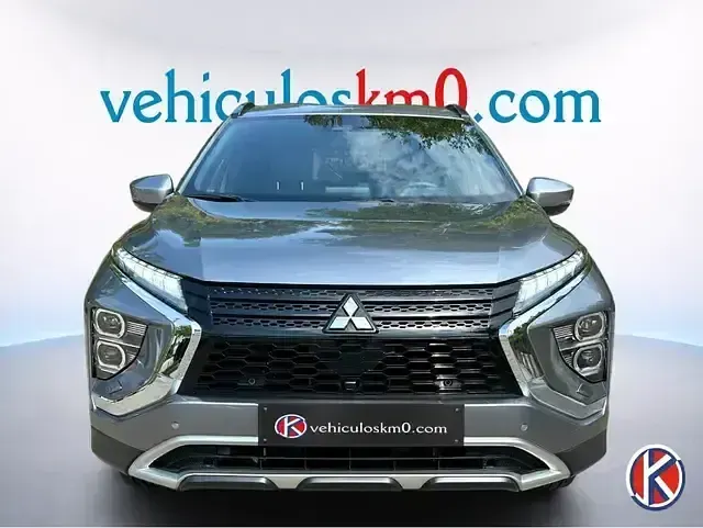 Usado Mitsubishi Eclipse Cross 188 CV (138 kW) 2023 Gris / plata SUV