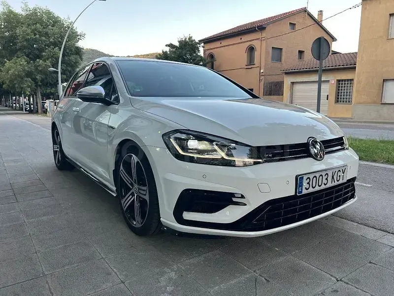 Usado VW Golf VII R 310 CV (228 kW) 2018 Blanco Berlina