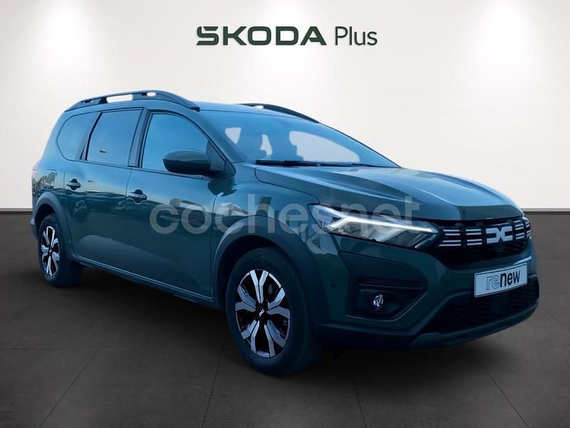 Verde Usado 2023 Dacia Jogger Expression Monovolumen | 18.900 € (Precio justo) - Imagen 1/4
