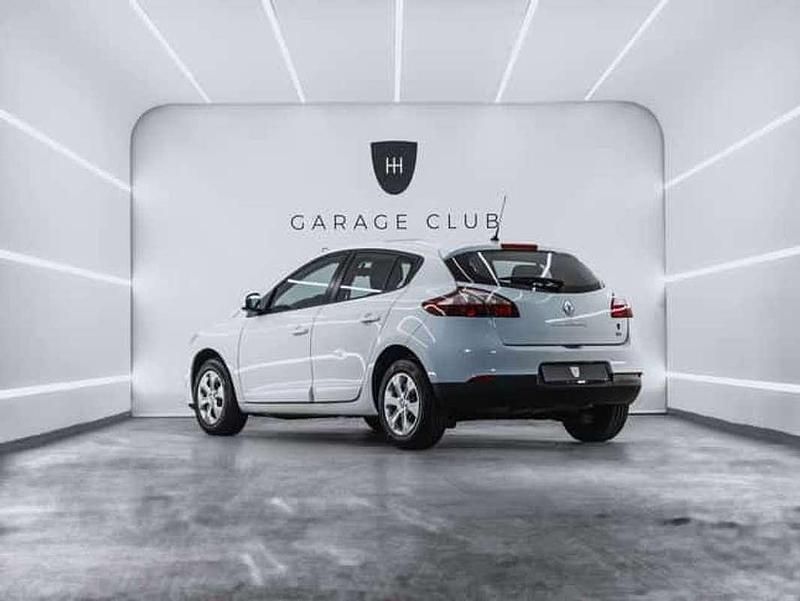 Usado Renault Mégane III Intens 116 CV (85 kW) 2015 Blanco Utilitario