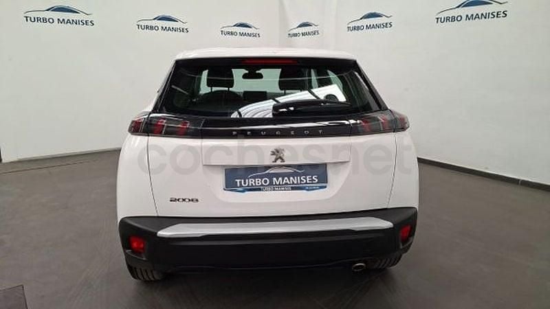 Usado Peugeot 2008 Active 110 CV (80 kW) 2021 Blanco SUV