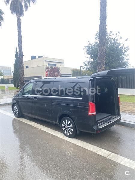 Usado Mercedes V250 Avantgarde 190 CV (139 kW) 2023 Negro Monovolumen