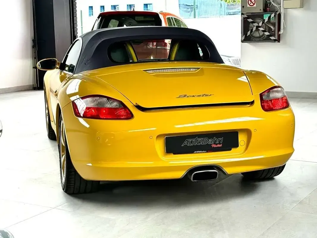 Usado Porsche Boxster 245 CV (180 kW) 2008 Amarillo Descapotable