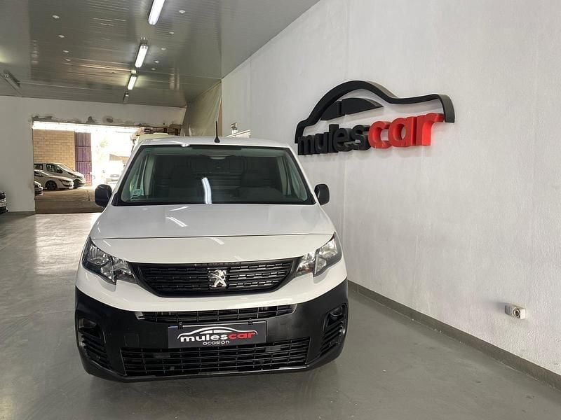 Usado Peugeot Partner 100 CV (73 kW) 2019 Blanco Monovolumen