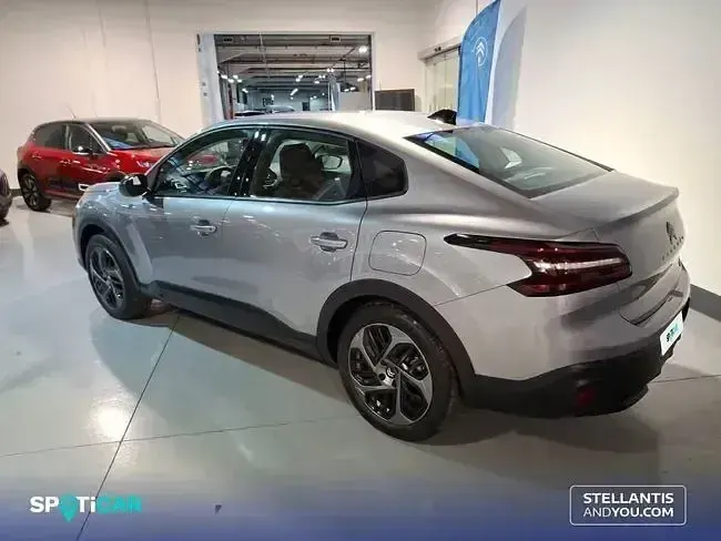Usado Citroën e-C4 100 kW (136 CV) 2024 Gris Berlina