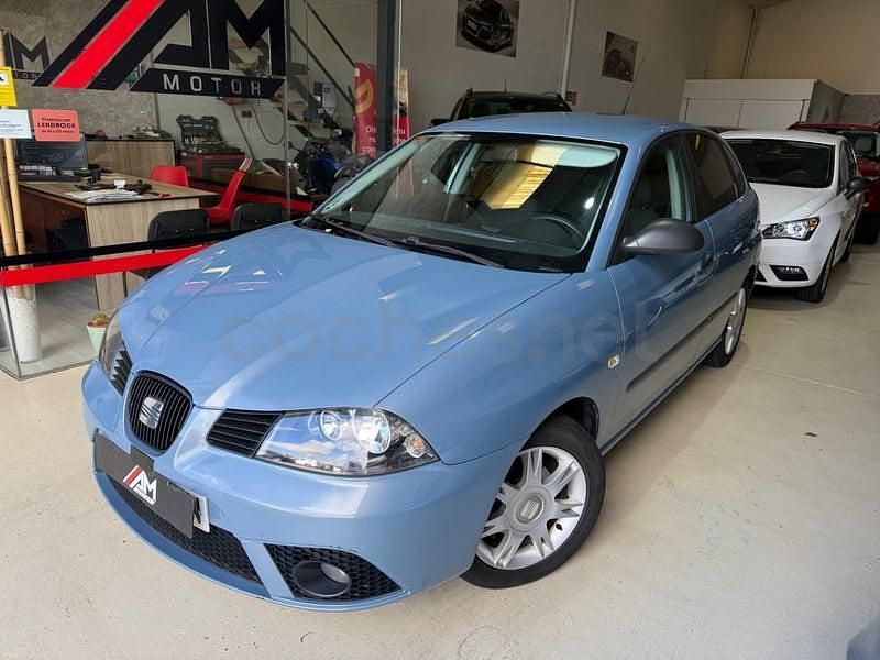 Usado Seat Ibiza Reference 70 CV (51 kW) 2007 Azul Utilitario