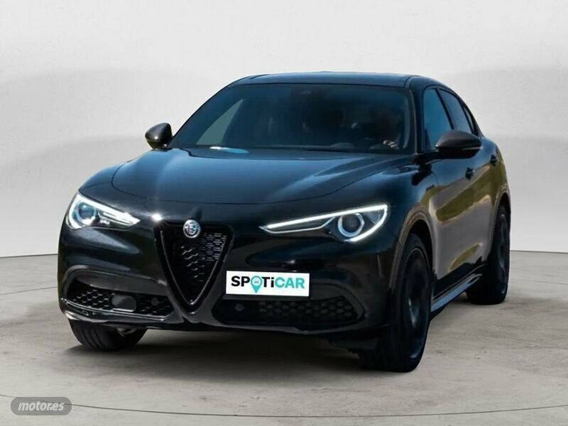 Negro Usado 2017 Alfa Romeo Stelvio Super SUV | 27.900 € - Imagen 1/4