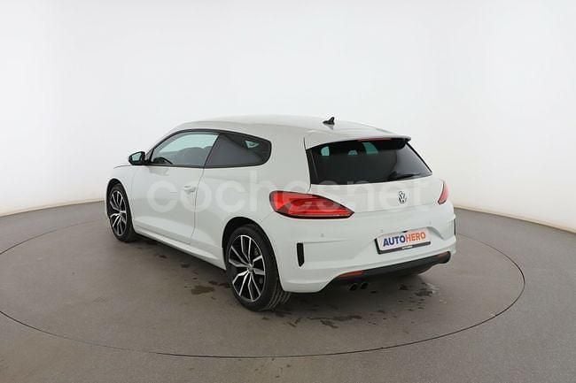 Usado VW Scirocco R-line BlueMotion 182 CV (133 kW) 2017 Blanco Coupe