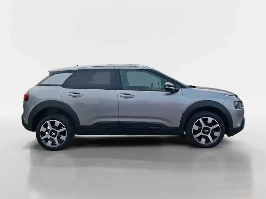 Usado Citroën C4 Cactus Shine 99 CV (72 kW) 2019 Gris Utilitario