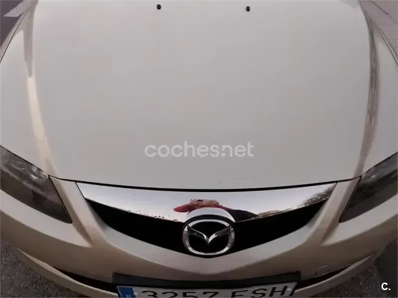 Usado Mazda 6 Active 143 CV (105 kW) 2007 Blanco Berlina