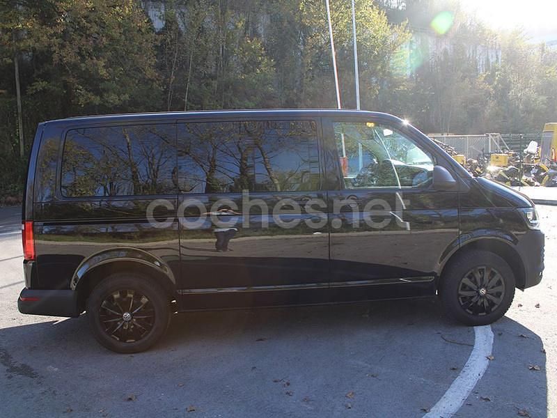 Negro Usado 2020 VW Caravelle Monovolumen | 34.900 € (Un poco caro) - Imagen 1/4